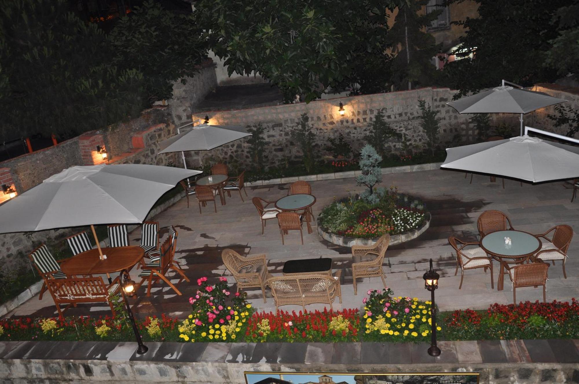 Tahir Aga Konagi Hotel Trebizonda Exterior foto